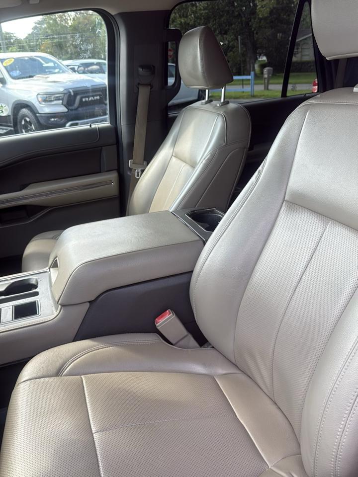 Ford Expedition Max XLT 4x2 2021