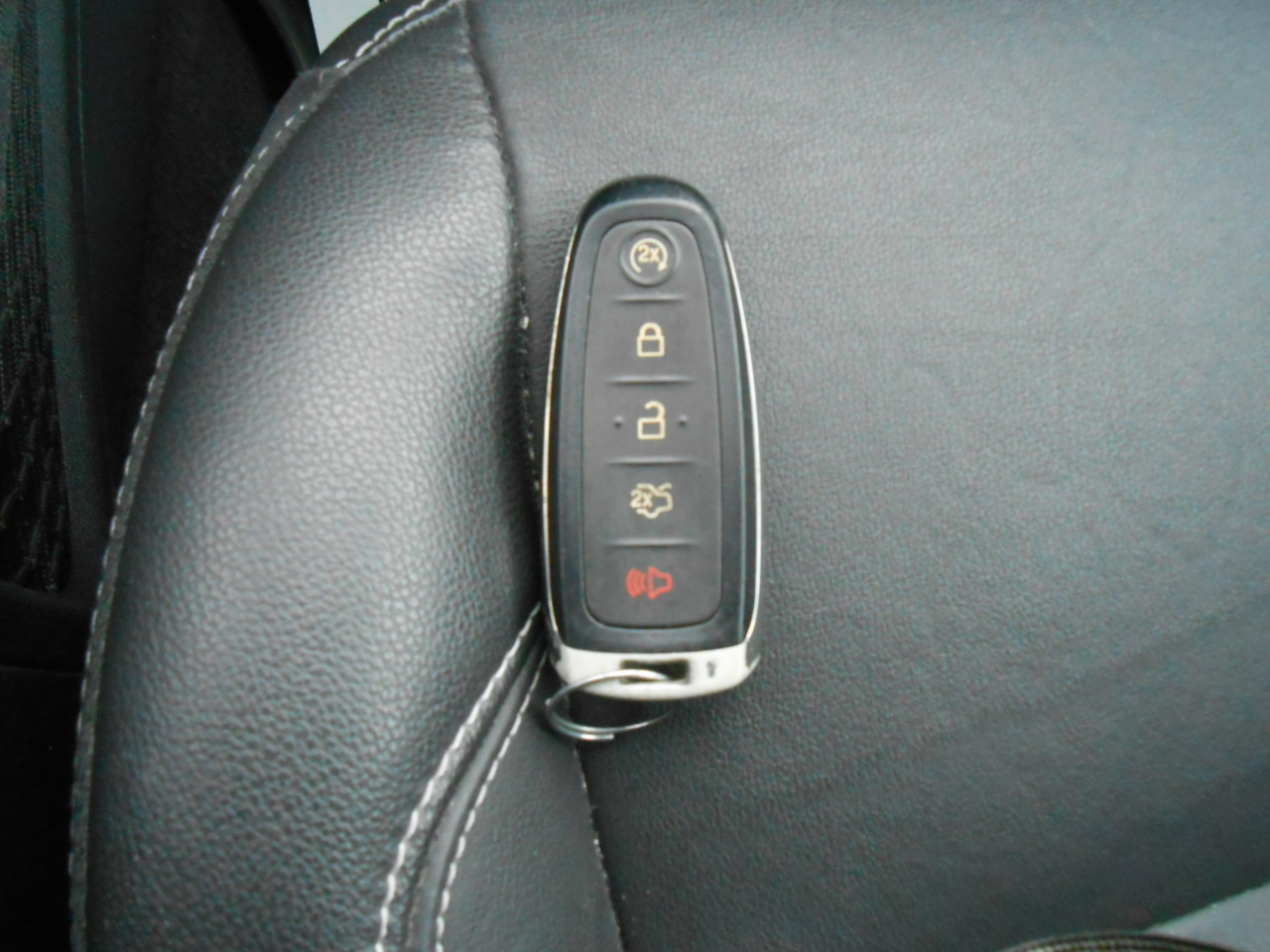 Ford Escape Titanium 4WD 2018