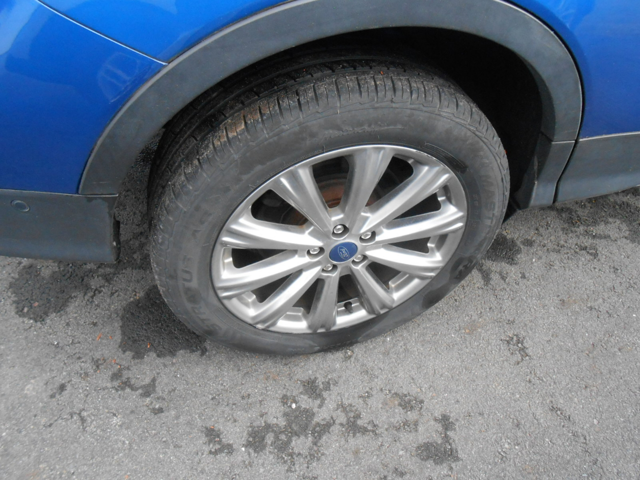 Ford Escape Titanium 4WD 2018