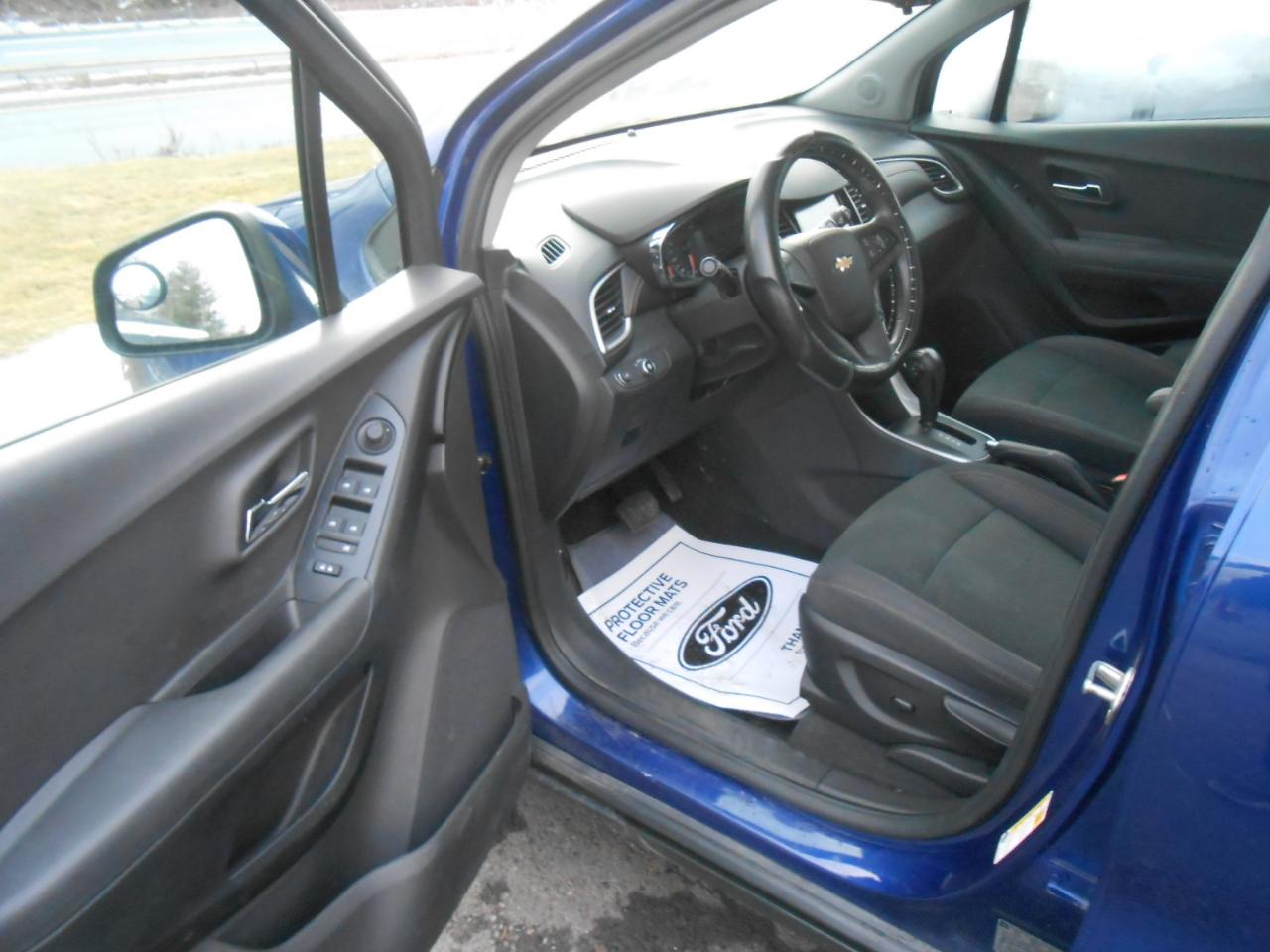 Chevrolet Trax LS FWD 2017