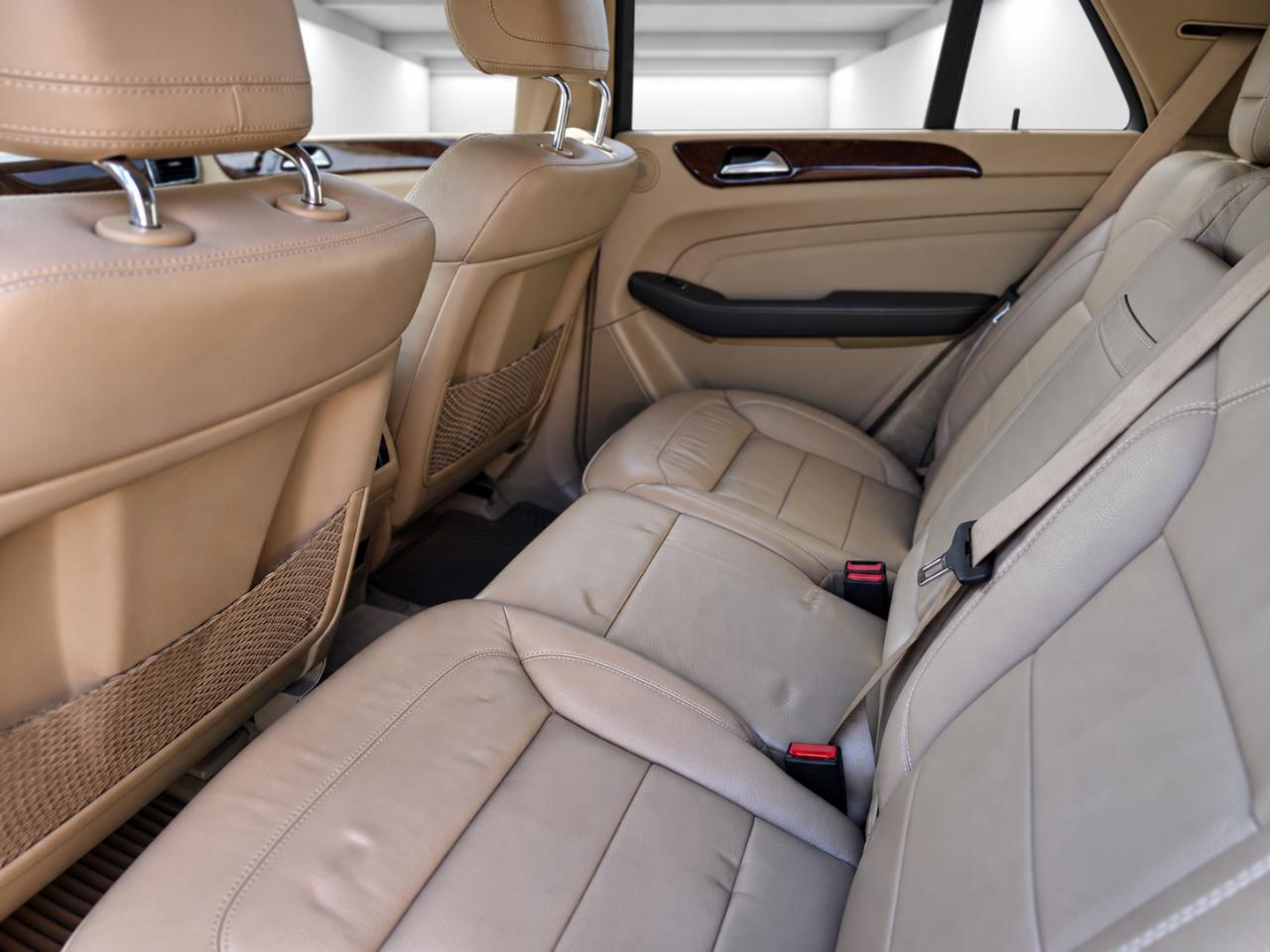 Mercedes-Benz M-Class ML550 2012
