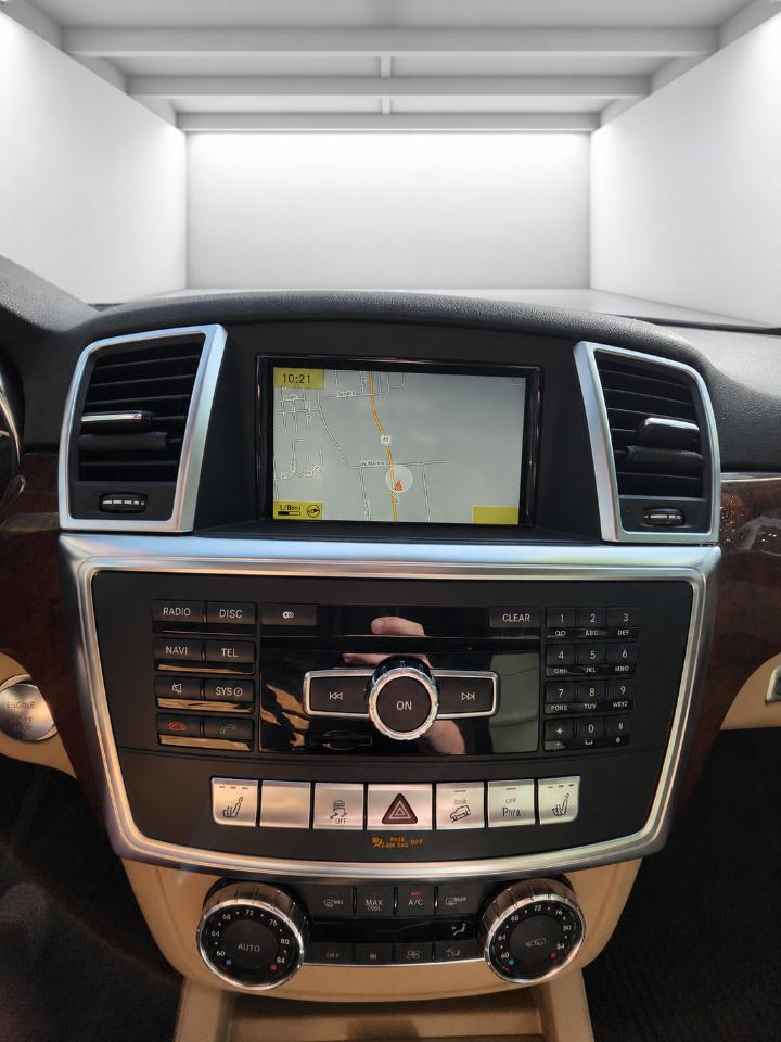 Mercedes-Benz M-Class ML550 2012