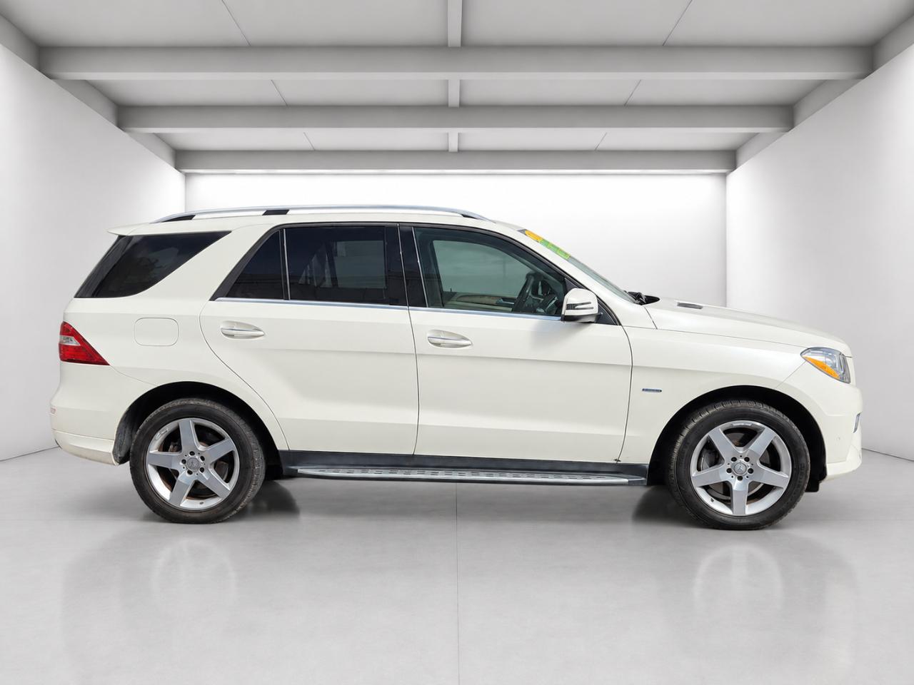Mercedes-Benz M-Class ML550 2012