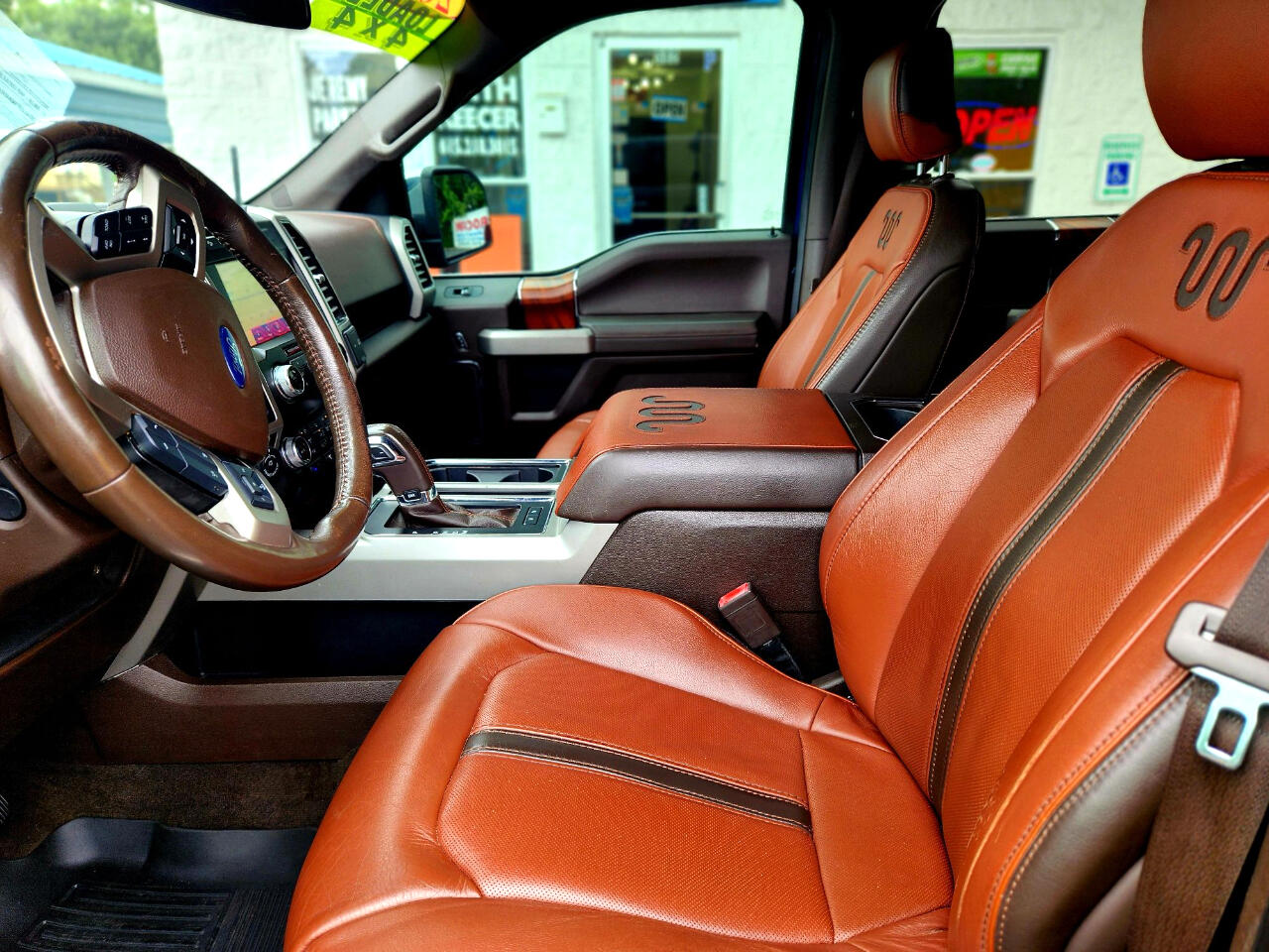 Ford F-150 King-Ranch SuperCrew 5.5-ft. 4WD 2020 Ford F-150 King-Ranch SuperCrew 5.5-ft. 4WD 2020