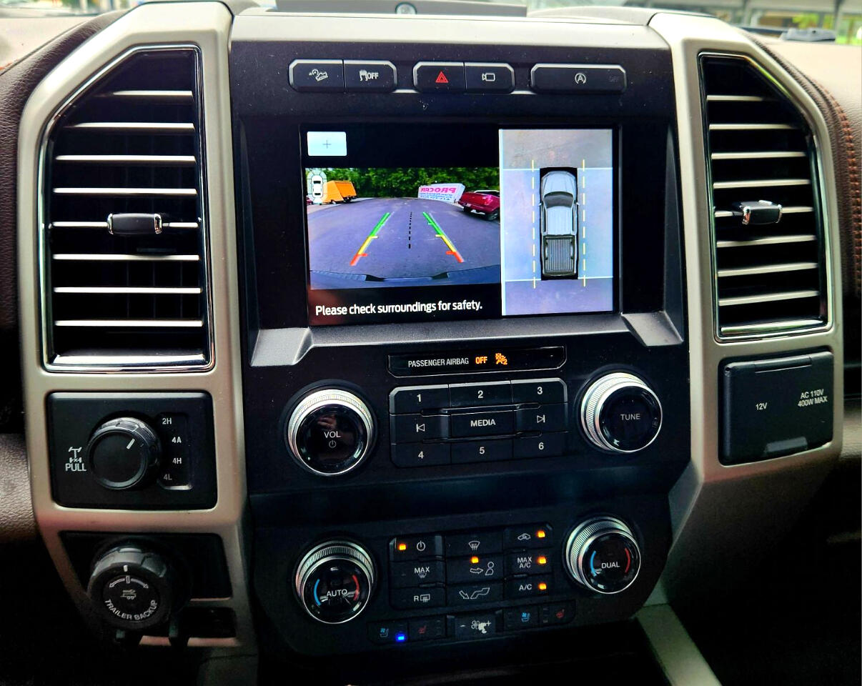 Ford F-150 King-Ranch SuperCrew 5.5-ft. 4WD 2020 Ford F-150 King-Ranch SuperCrew 5.5-ft. 4WD 2020