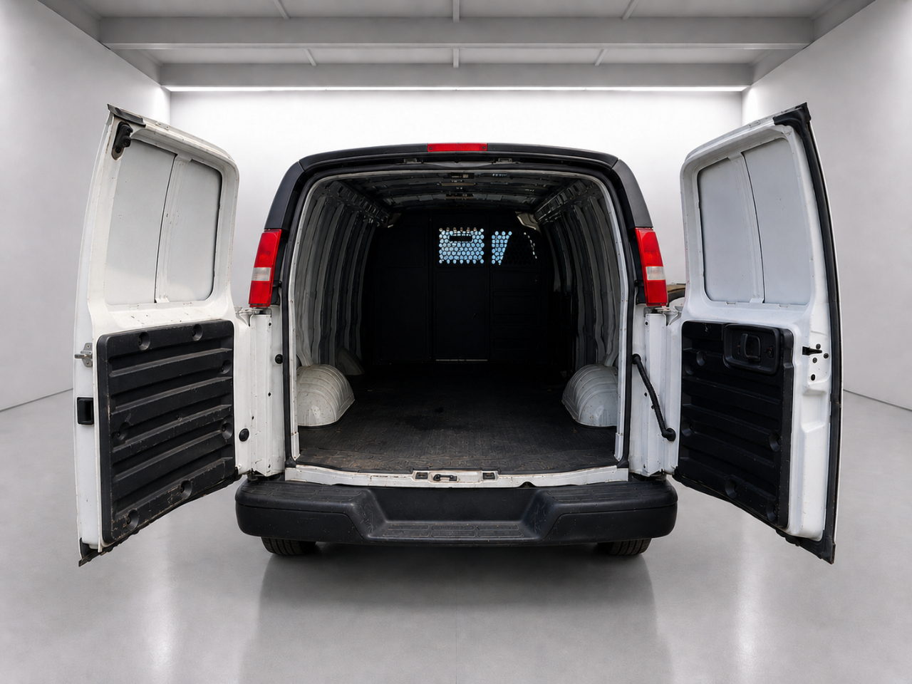GMC Savana G2500 Extended Cargo 2023