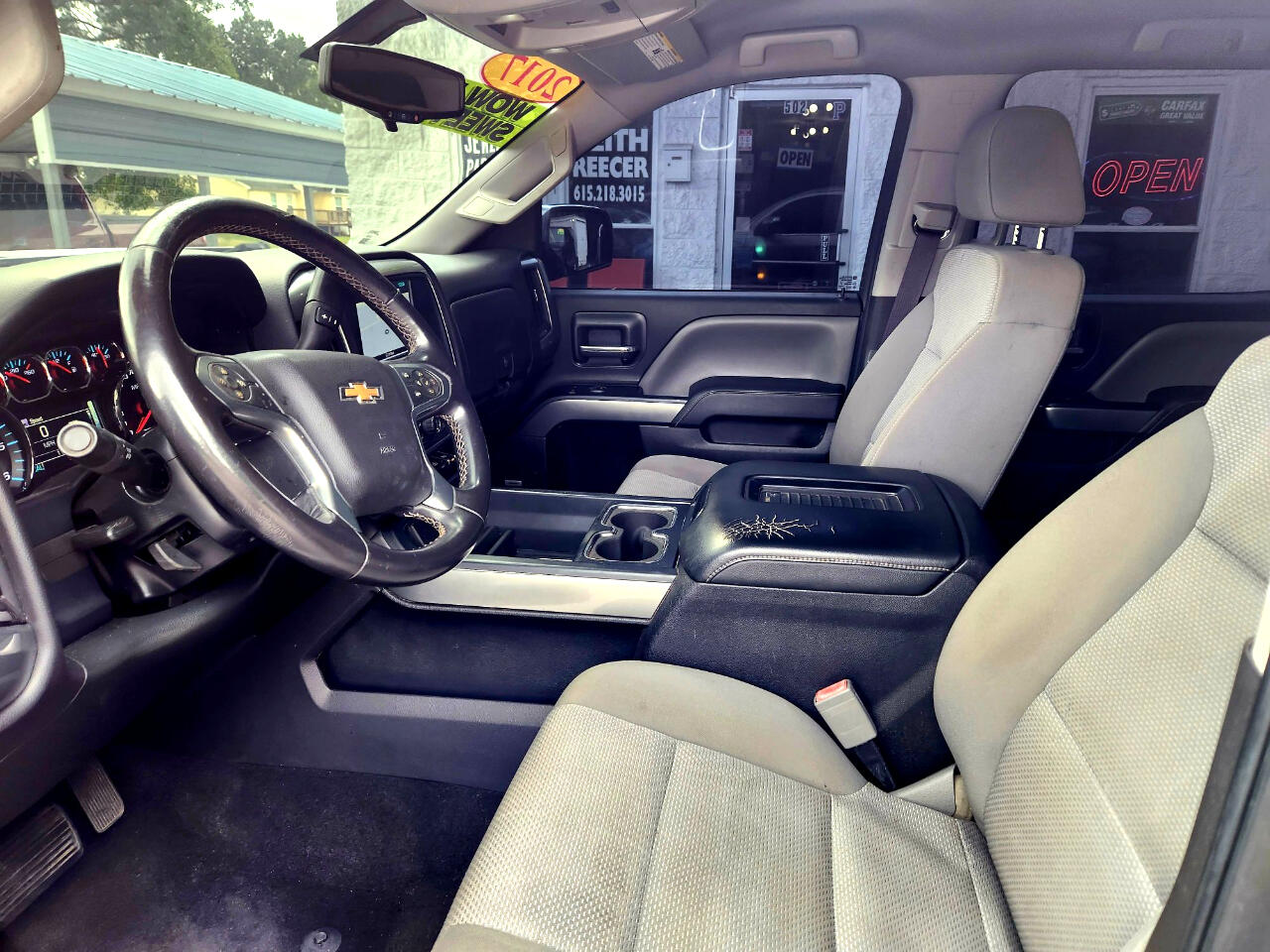 Chevrolet Silverado 1500 LT Crew Cab 2WD 2017 Chevrolet Silverado 1500 LT Crew Cab 2WD 2017