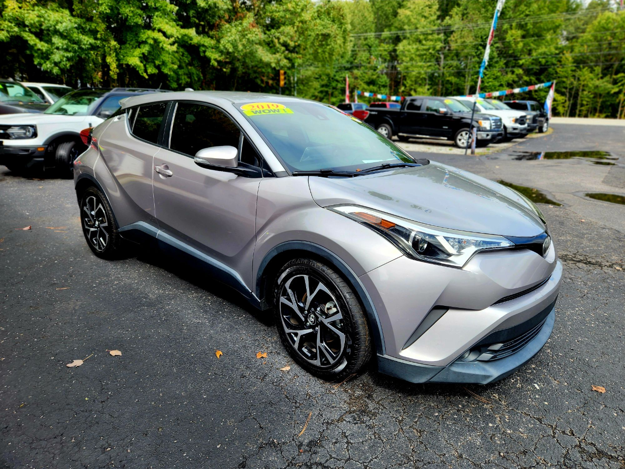 Toyota C-HR XLE 2019 Toyota C-HR XLE 2019