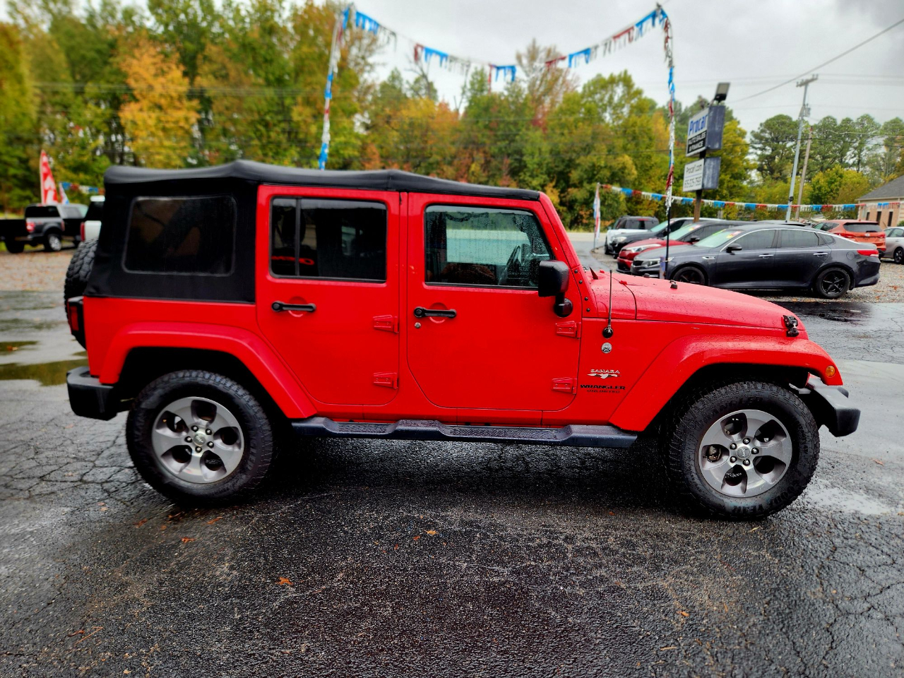 Jeep Wrangler Unlimited Sahara 4WD 2017 Jeep Wrangler Unlimited Sahara 4WD 2017