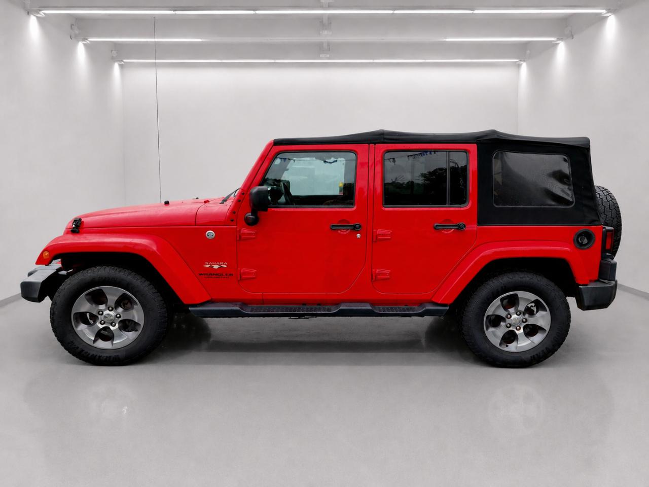 Jeep Wrangler Unlimited Sahara 4WD 2017