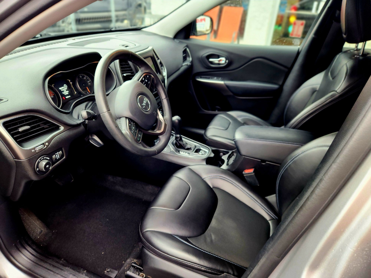 Jeep Cherokee Latitude Plus 4x4 2020