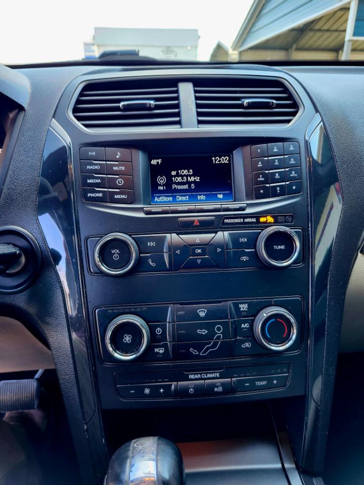 Ford Explorer Base FWD 2018