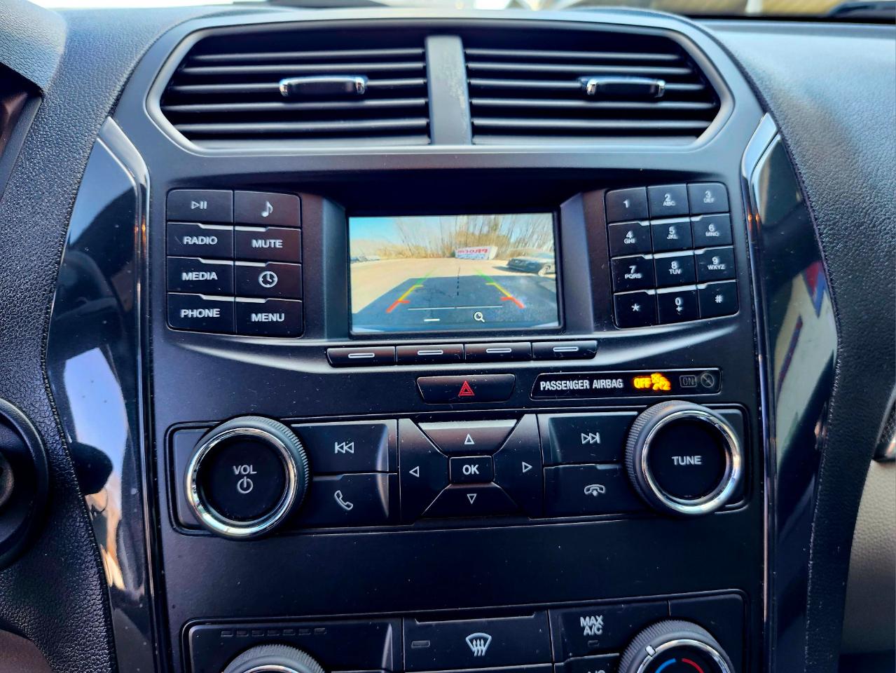 Ford Explorer Base FWD 2018