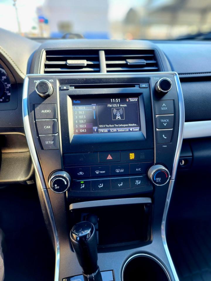 Toyota Camry 4dr Sdn I4 Auto XLE (Natl) 2015