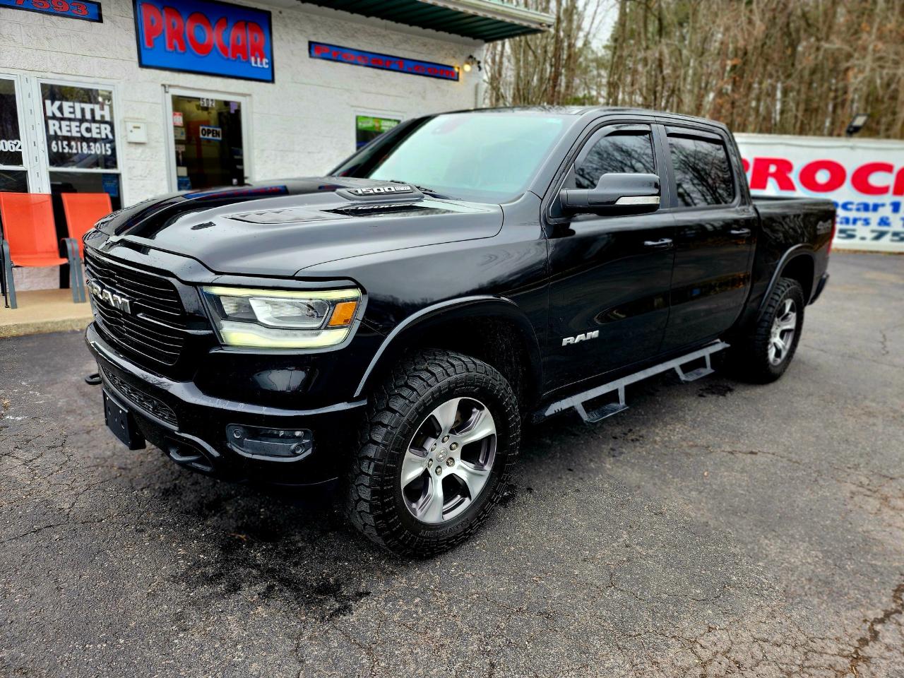 RAM 1500 Laramie 4x4 Crew Cab 5'7" Box 2019