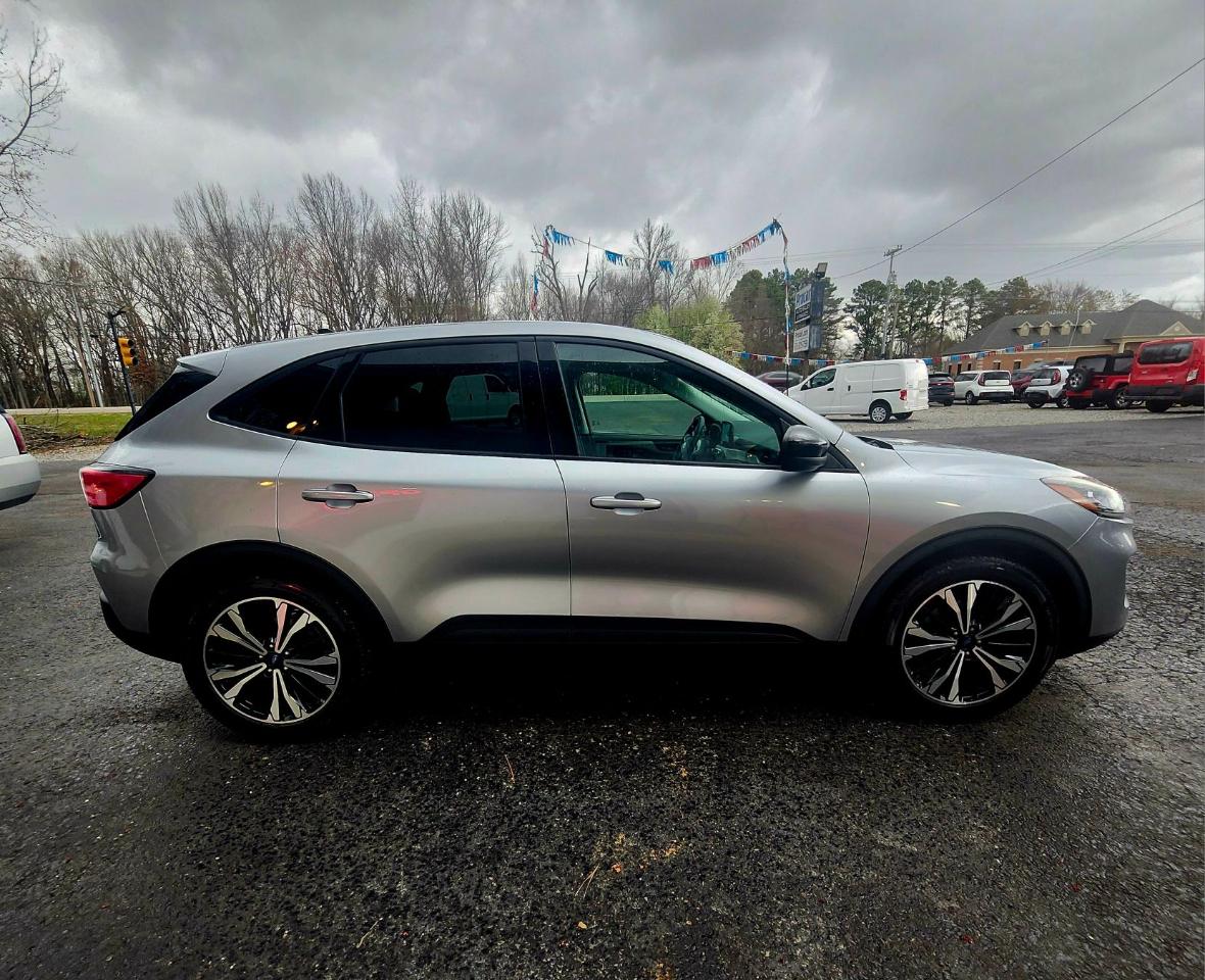 Ford Escape SE FWD 2022