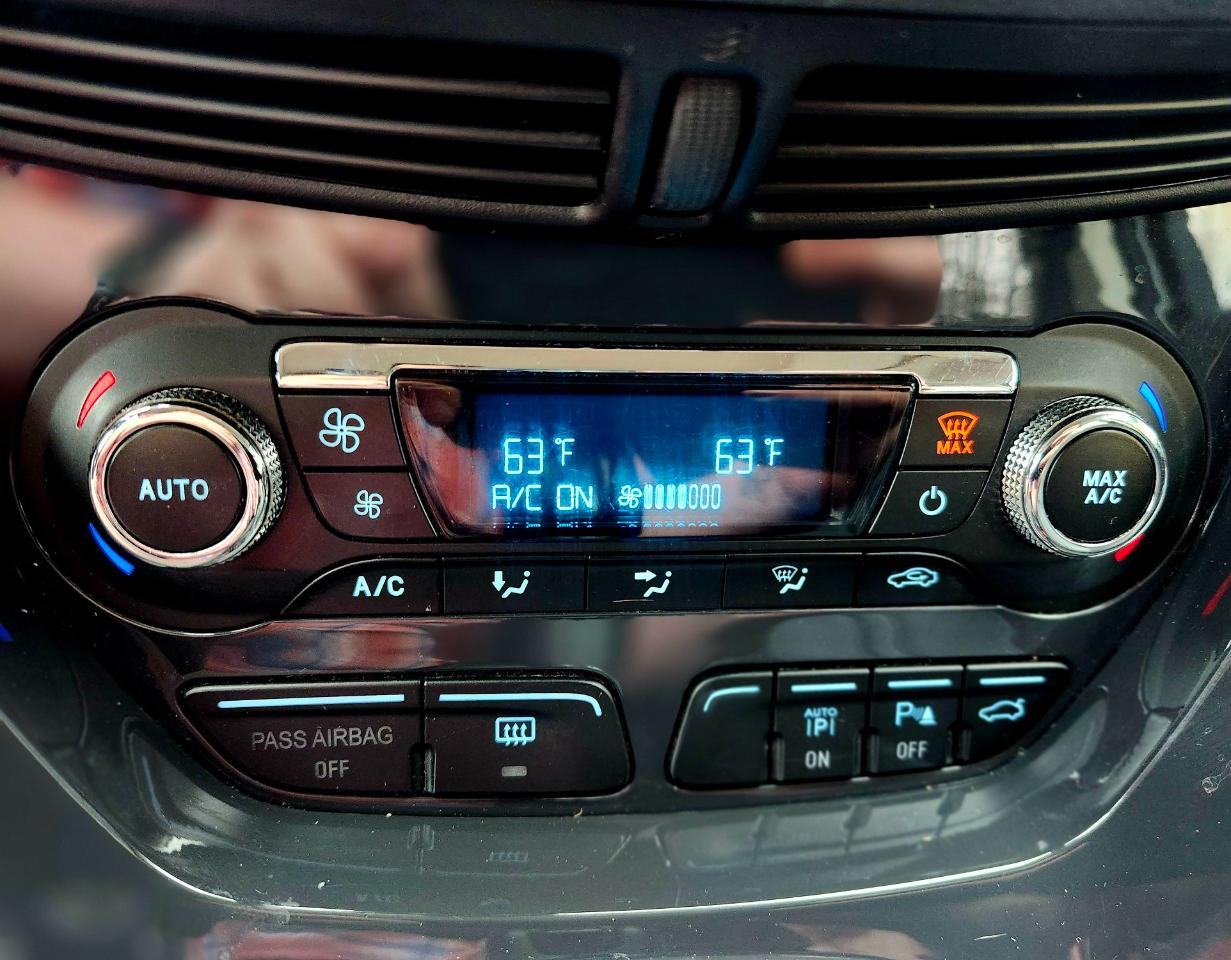 Ford Escape FWD 4dr Titanium 2013