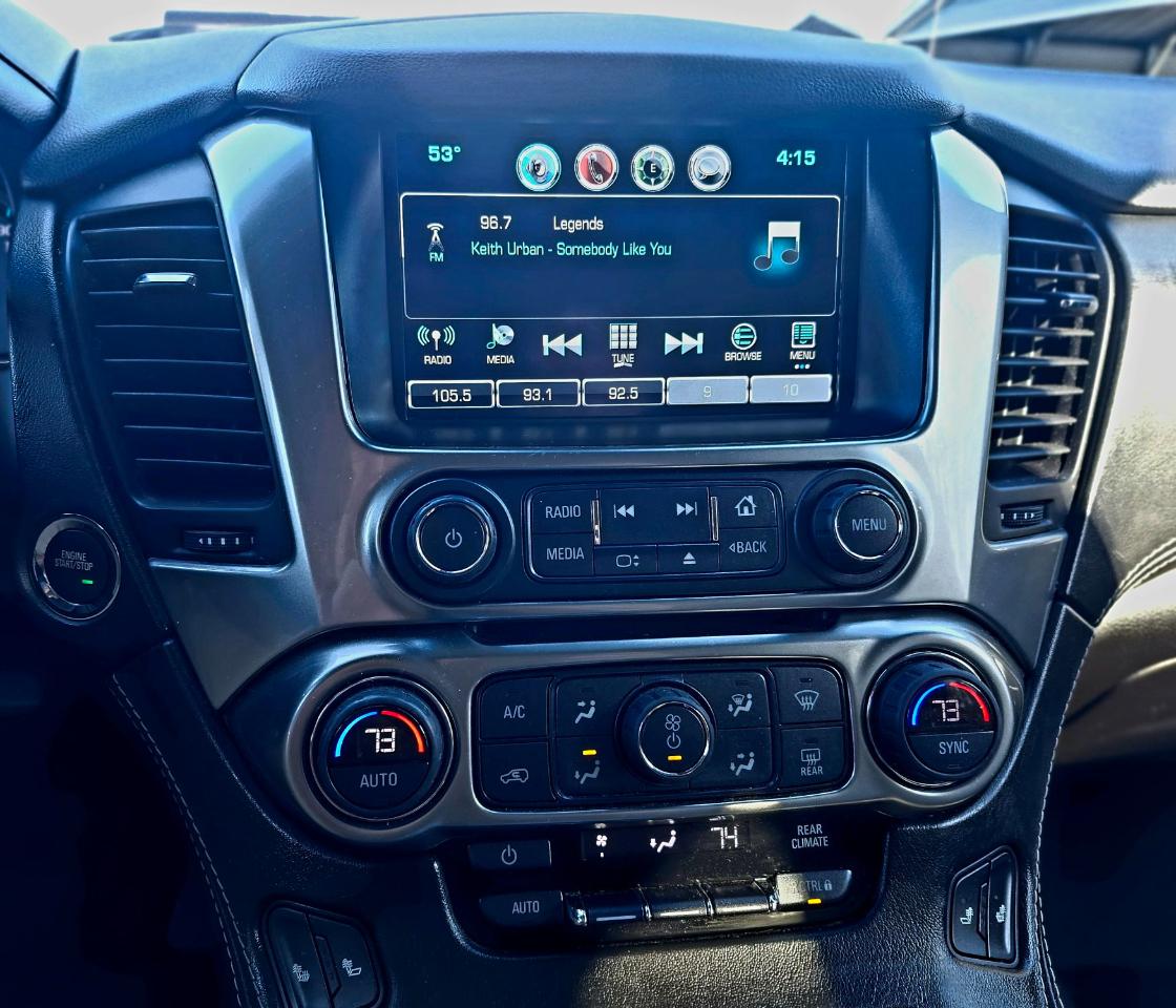 Chevrolet Suburban 4WD 4dr 1500 LT 2019