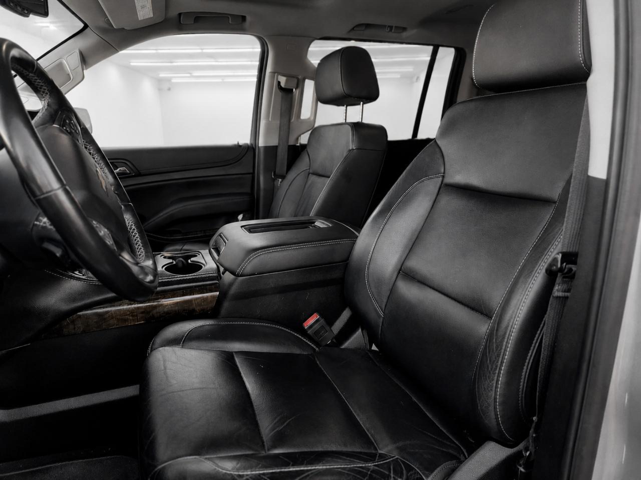 Chevrolet Suburban 4WD 4dr 1500 LT 2019