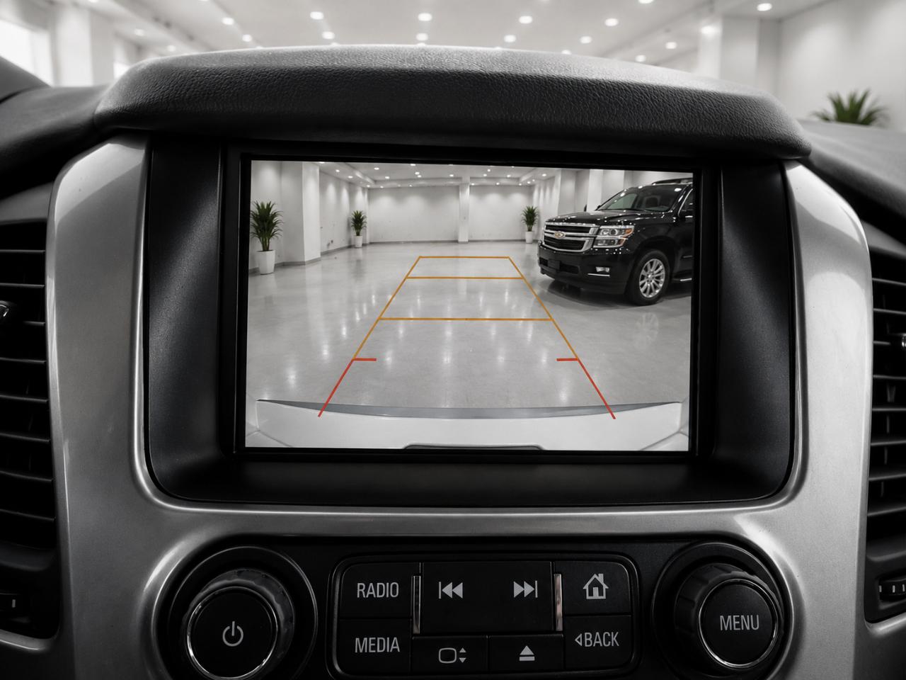 Chevrolet Suburban 4WD 4dr 1500 LT 2019