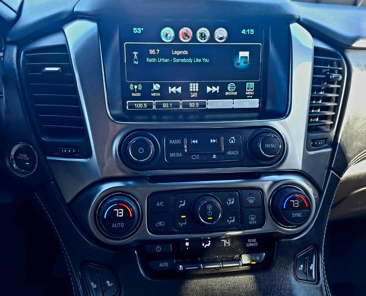 Chevrolet Suburban 4WD 4dr 1500 LT 2019