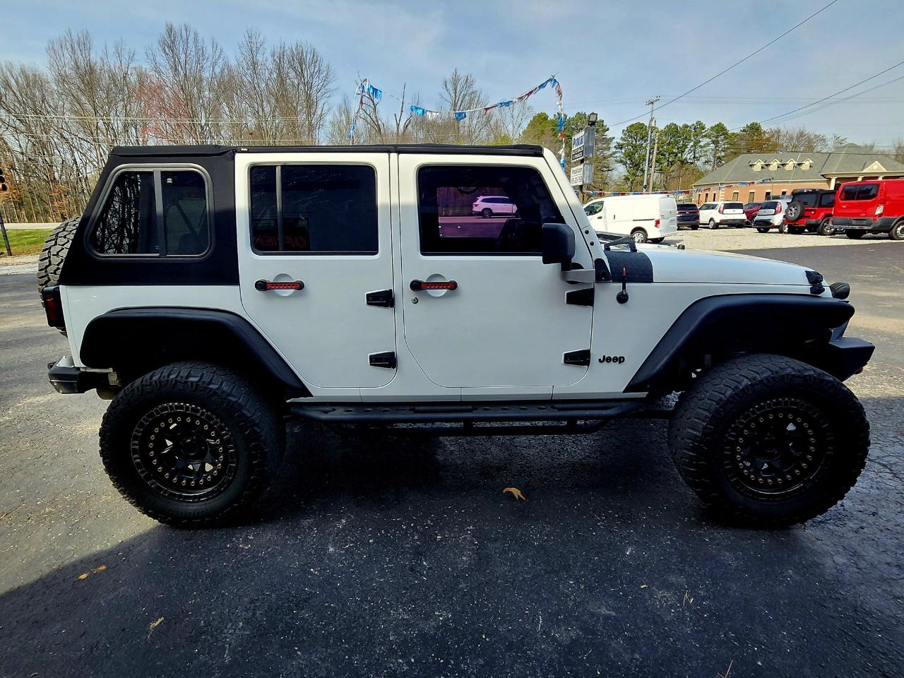 Jeep Wrangler JK Unlimited Willys Wheeler 4x4 2018
