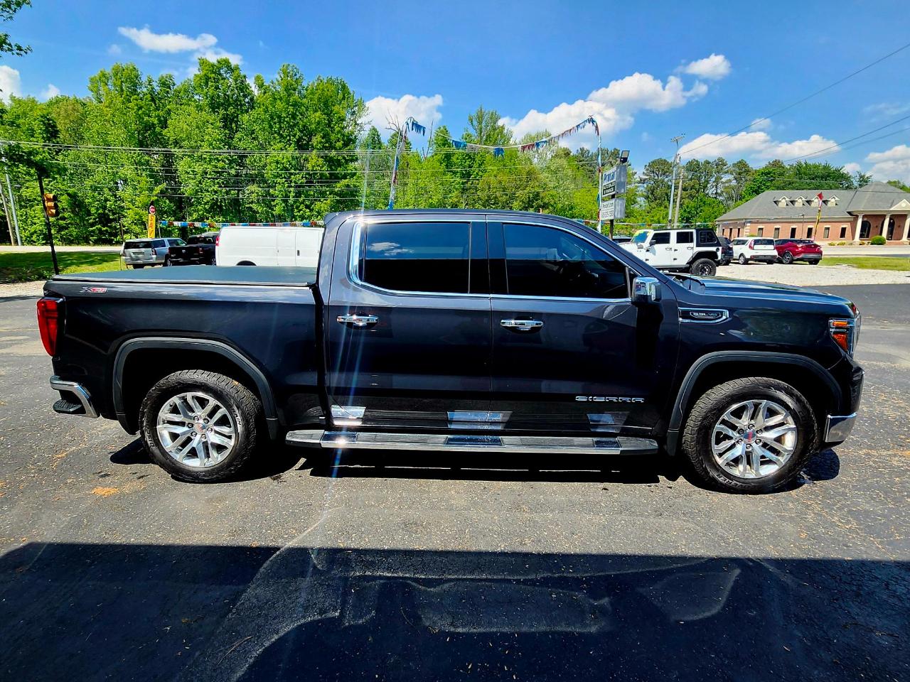 GMC Sierra 1500 SLT Crew Cab Short Box 4WD 2020
