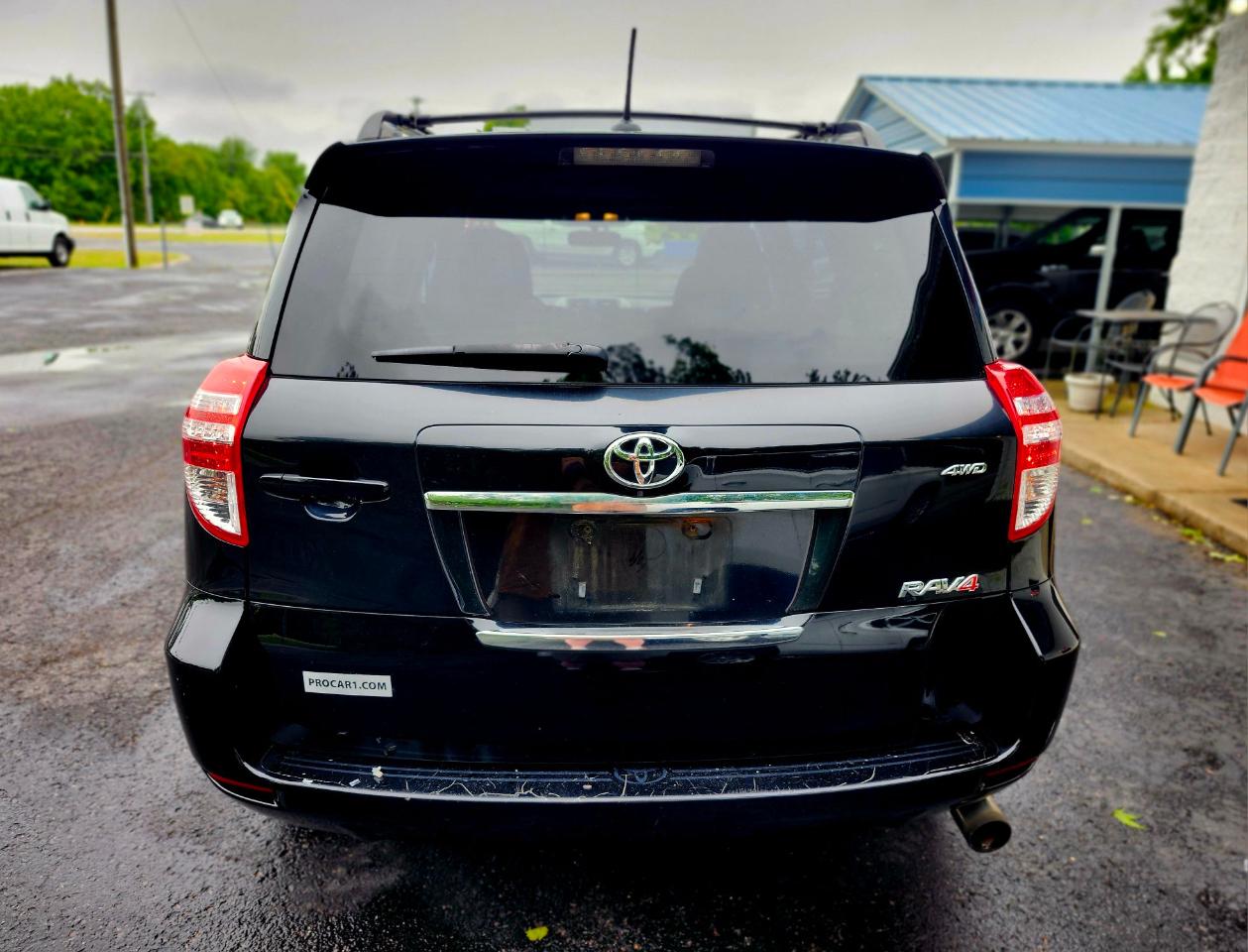 Toyota RAV4 Sport I4 4WD 2011