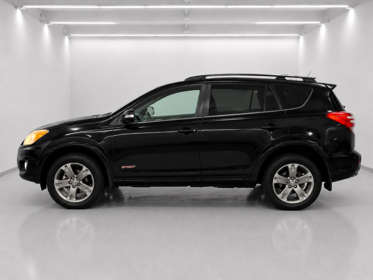 Toyota RAV4 Sport I4 4WD 2011