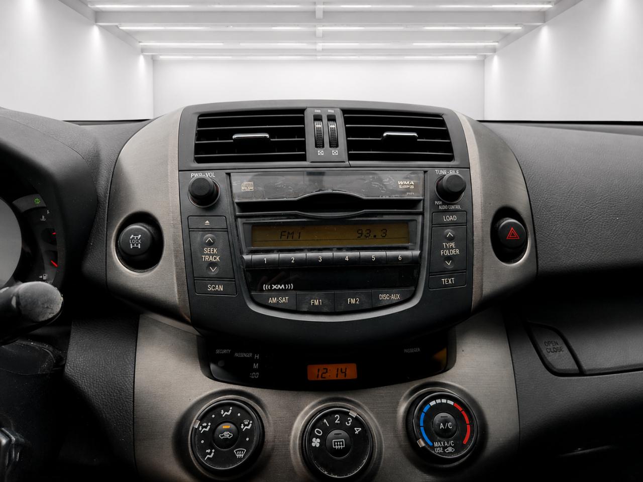 Toyota RAV4 Sport I4 4WD 2011