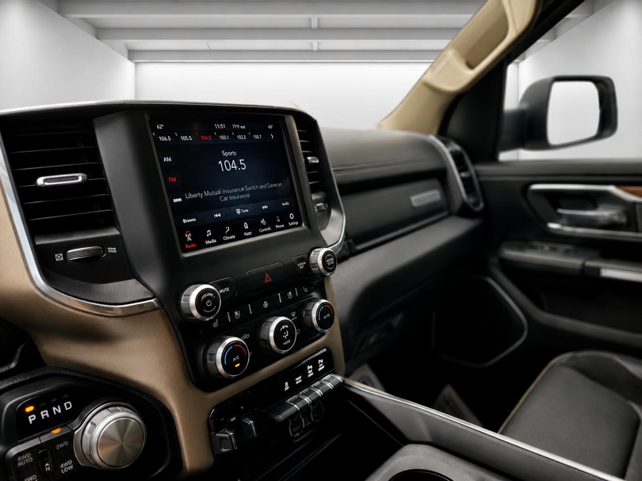 RAM 1500 Laramie Quad Cab 4WD 2019