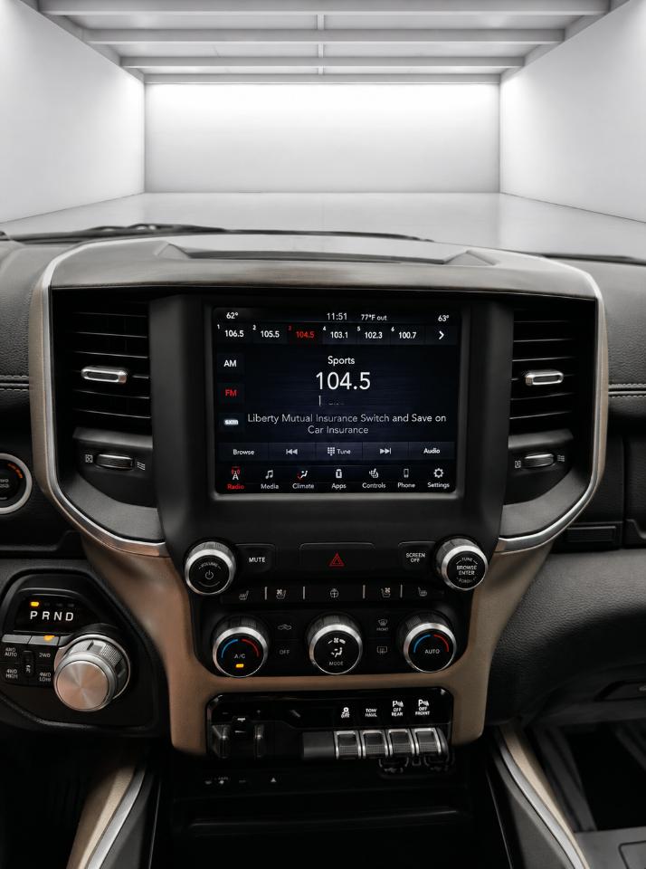RAM 1500 Laramie Quad Cab 4WD 2019