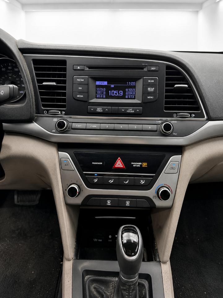 Hyundai Elantra SE 6AT 2017