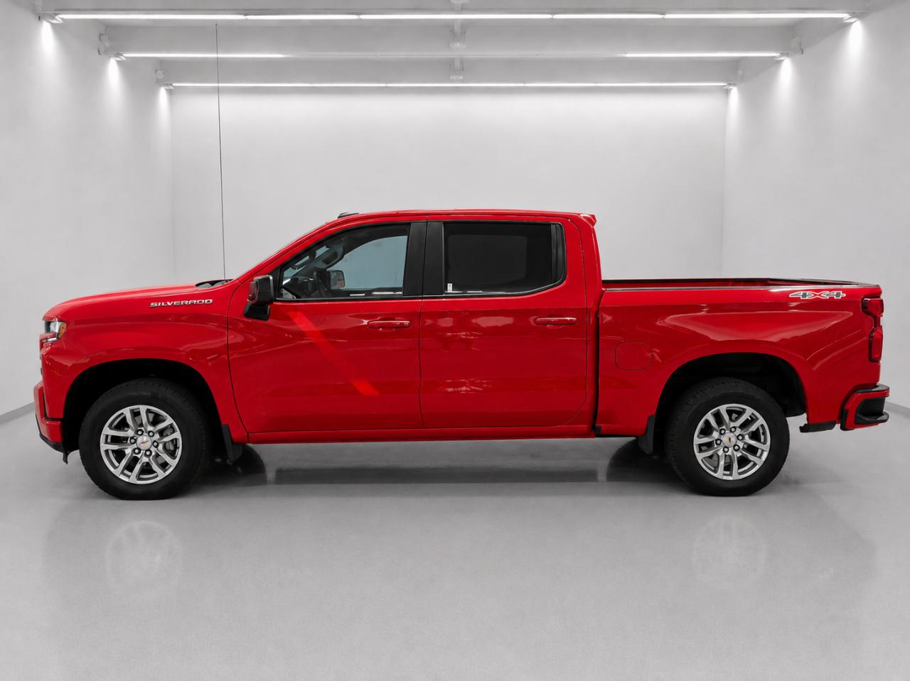 Chevrolet Silverado 1500 RST Crew Cab 4WD 2021