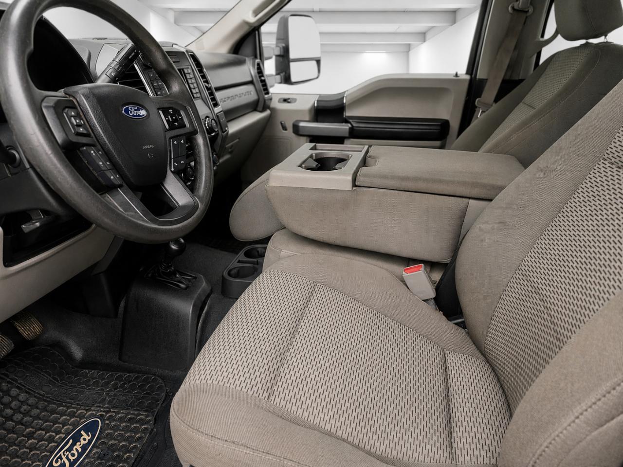 Ford F-250 SD XLT Crew Cab 4WD 2017
