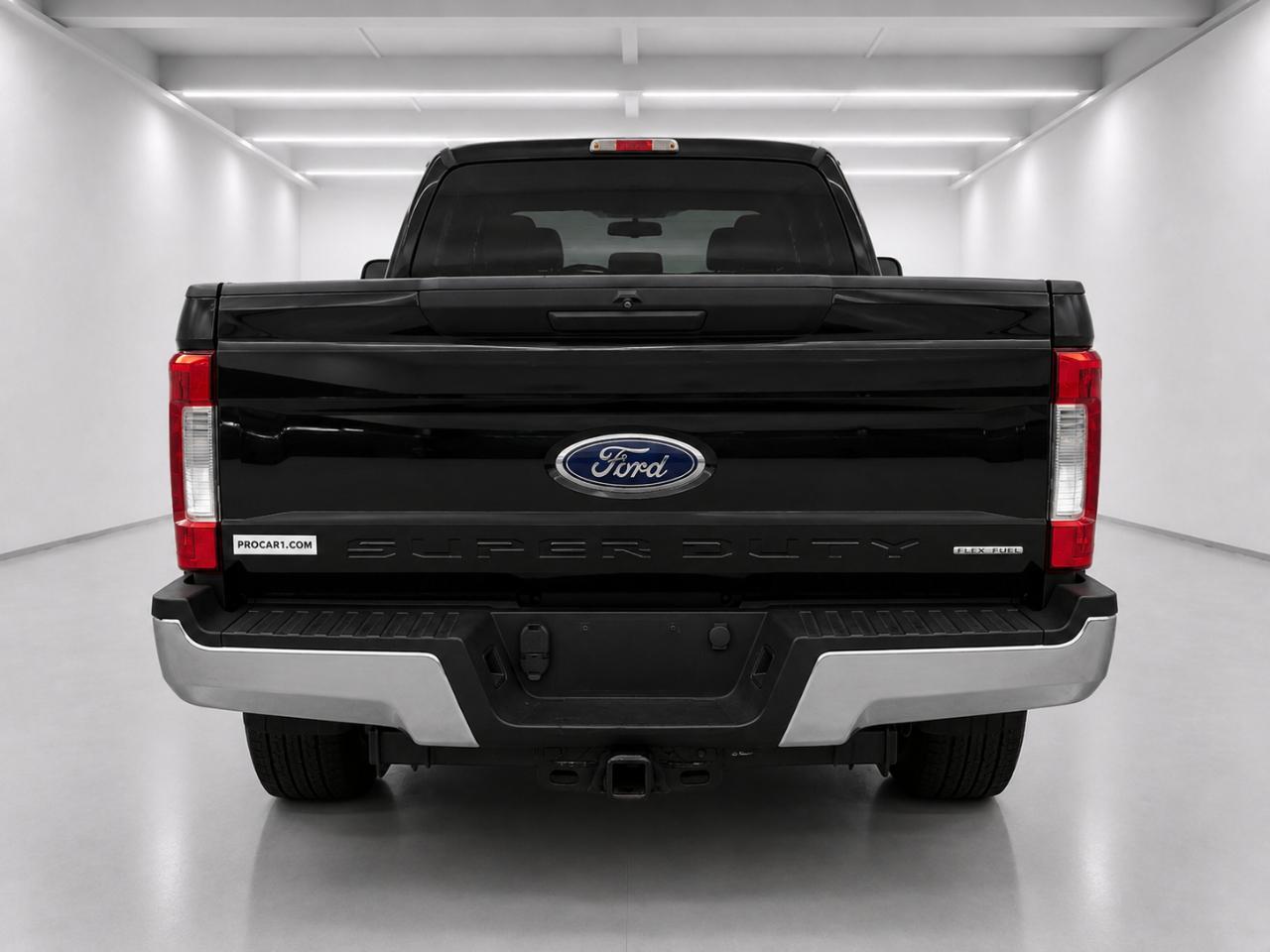Ford F-250 SD XLT Crew Cab 4WD 2017