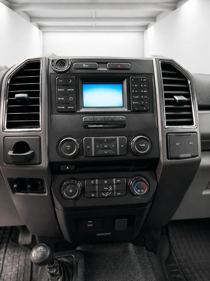 Ford F-250 SD XLT Crew Cab 4WD 2017