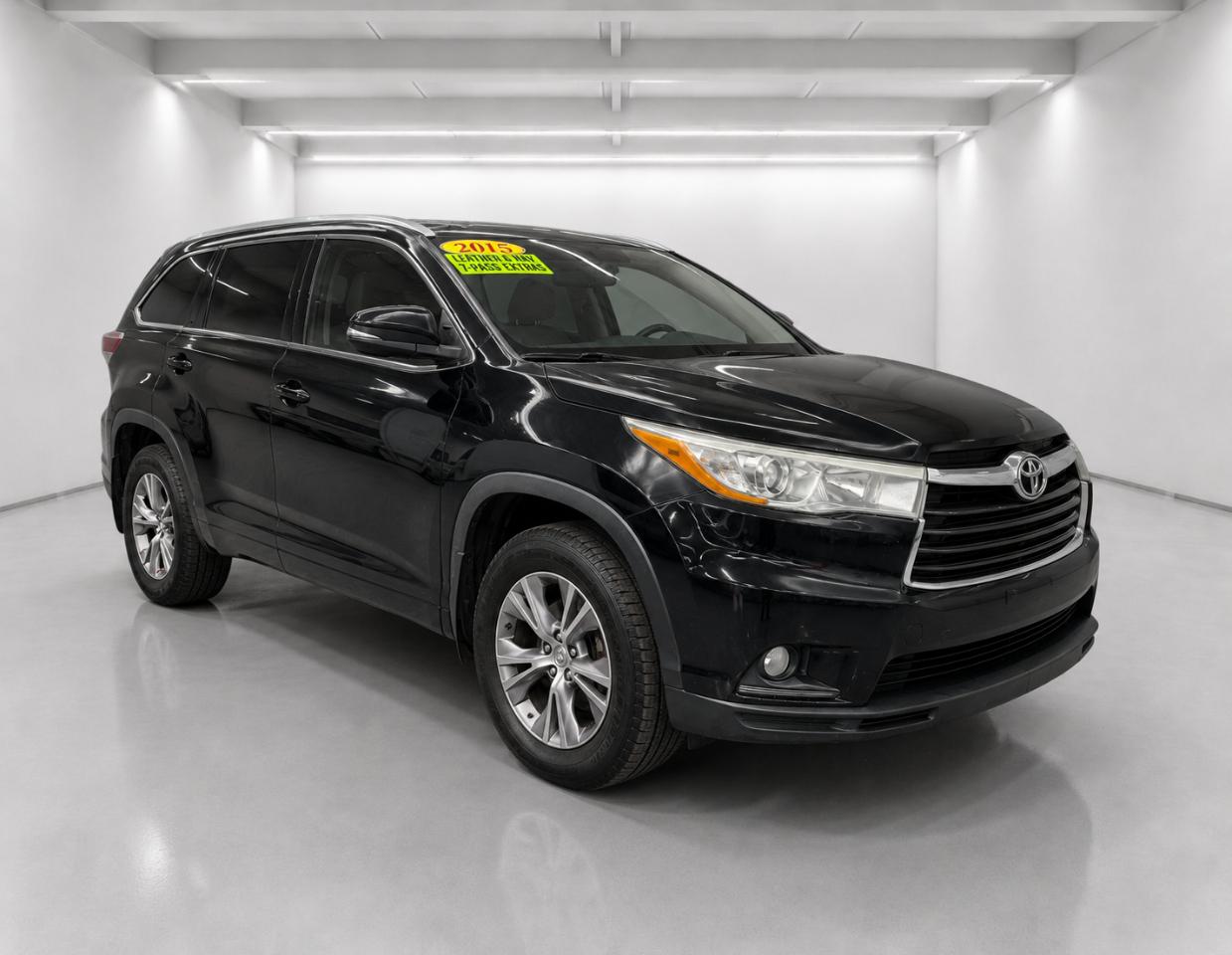 Toyota Highlander XLE FWD V6 2015