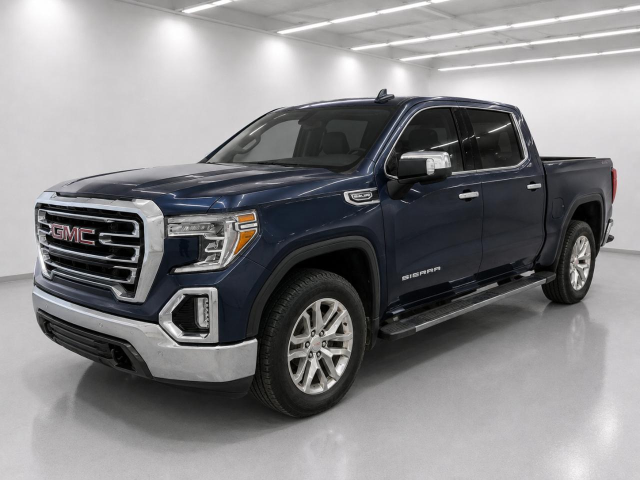 2020 GMC Sierra 1500 SLT Crew Cab Short Box 4WD