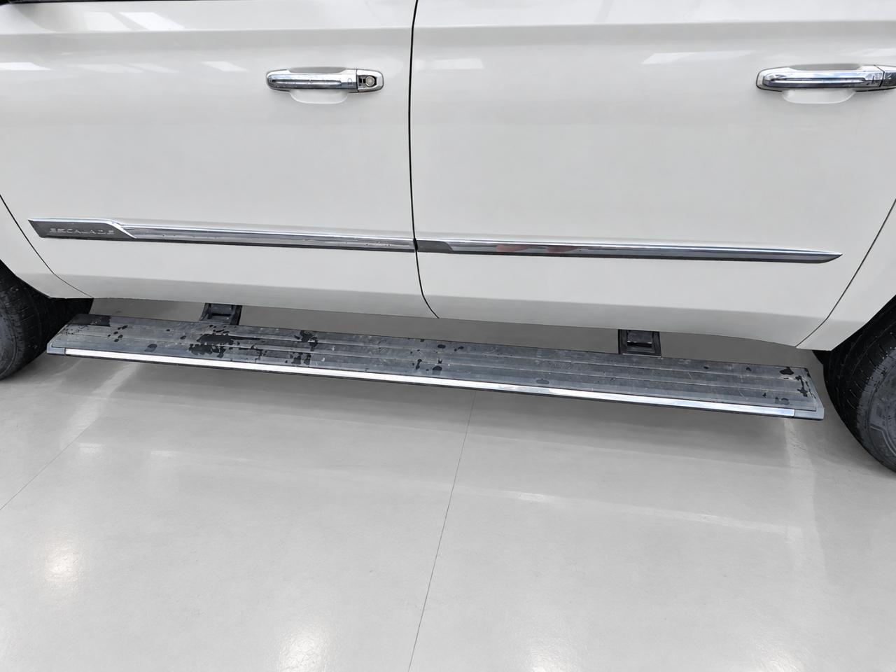Cadillac Escalade ESV 2WD Premium 2016