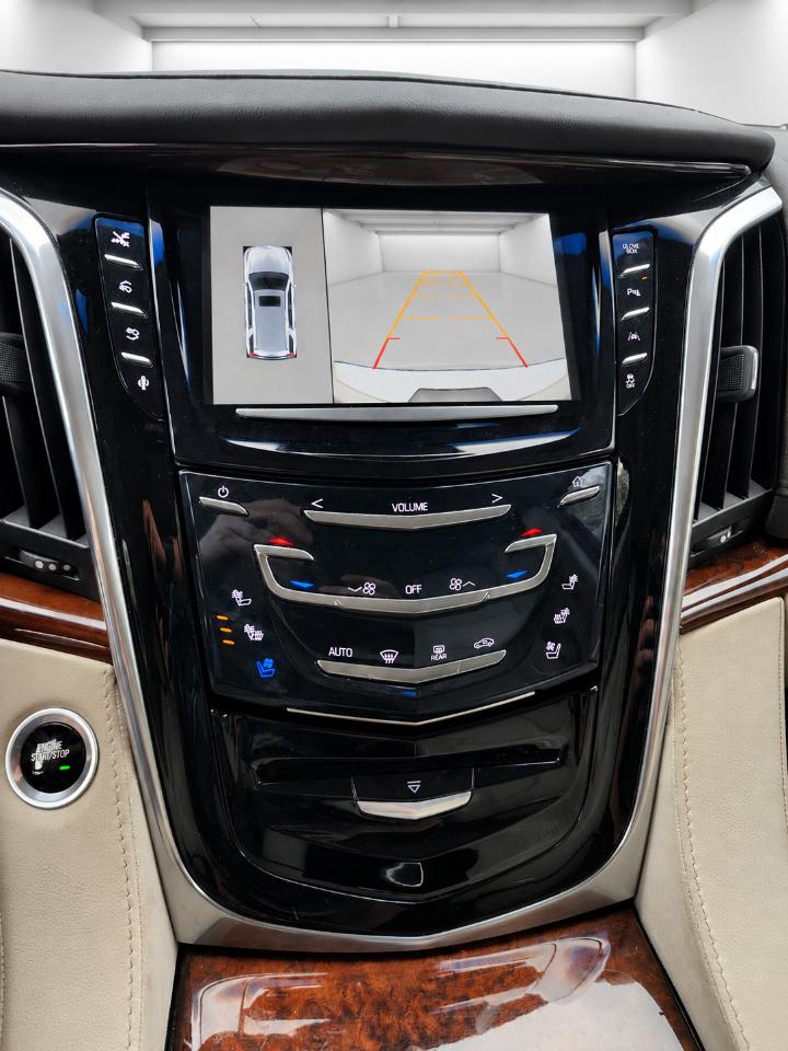 Cadillac Escalade ESV 2WD Premium 2016