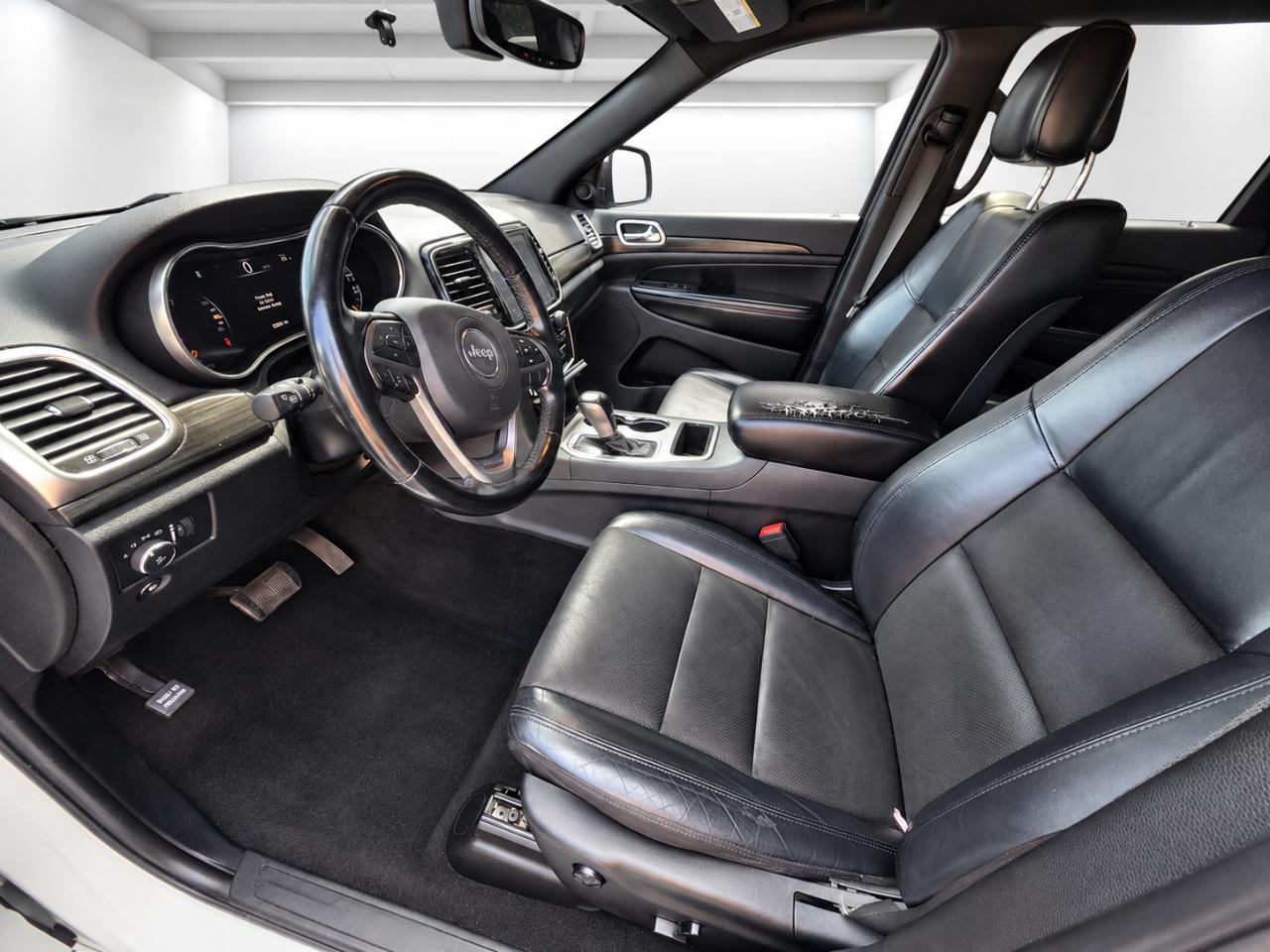 Jeep Grand Cherokee Laredo 2WD 2020