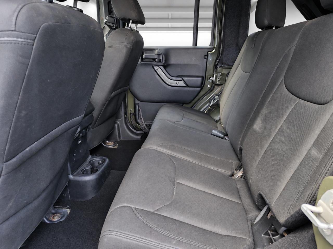 Jeep Wrangler Unlimited Sport 4WD 2016