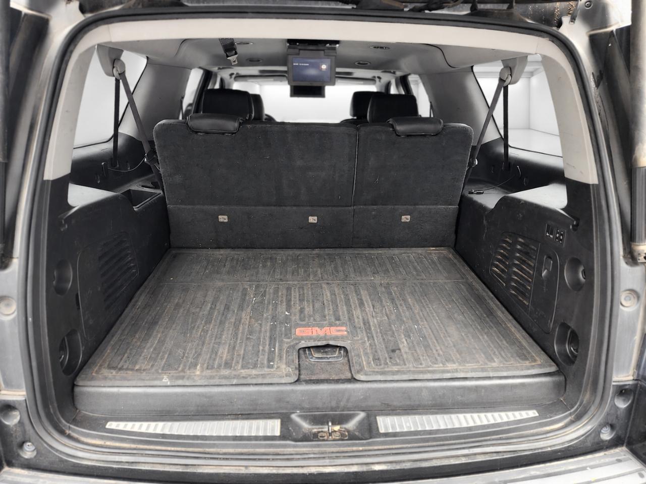 GMC Yukon Denali XL 4WD 2015