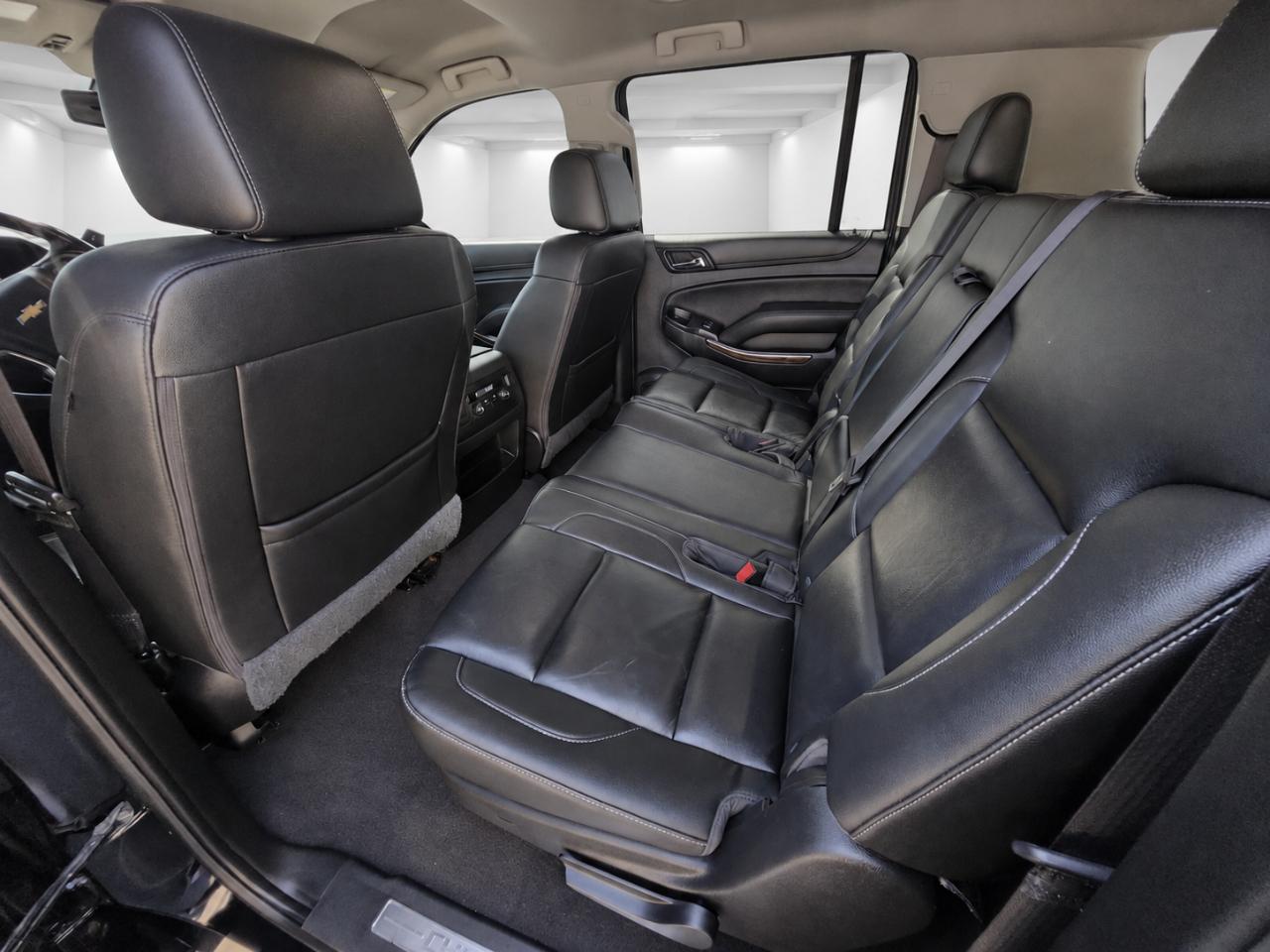 Chevrolet Suburban LT 4WD 2019