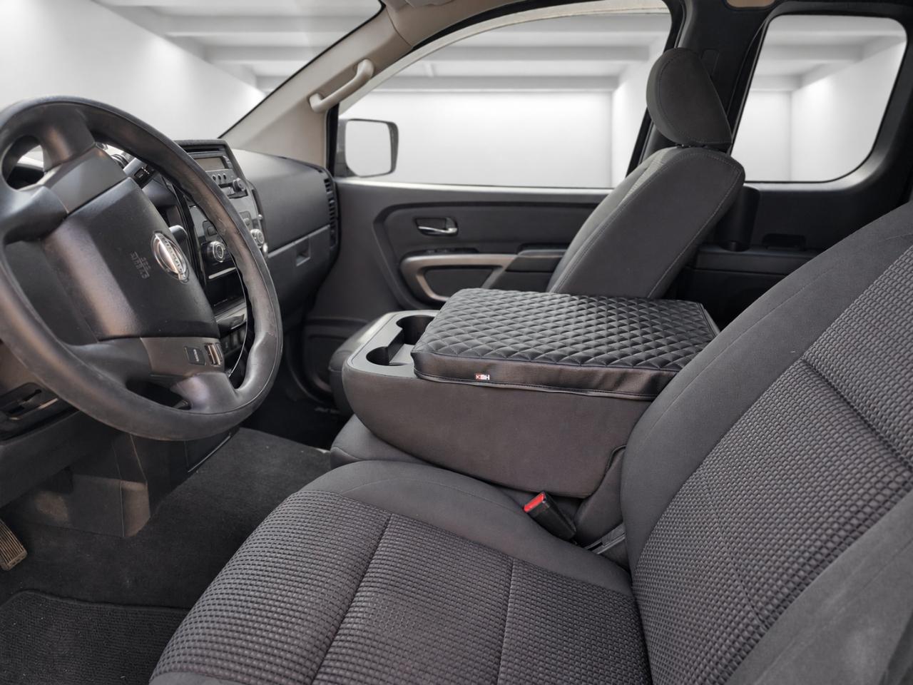 Nissan Titan S King Cab 2WD 2015