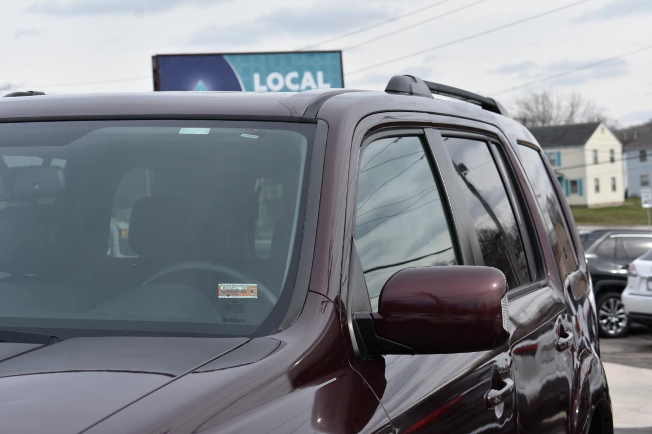 Honda Pilot Touring 4WD 5-Spd AT with DVD 2013