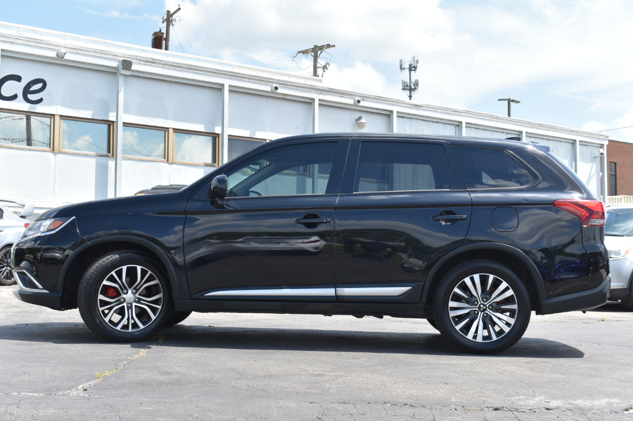 Mitsubishi Outlander ES 2WD 2018