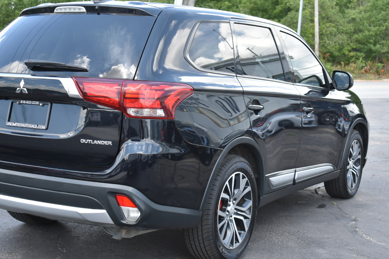 Mitsubishi Outlander ES 2WD 2018