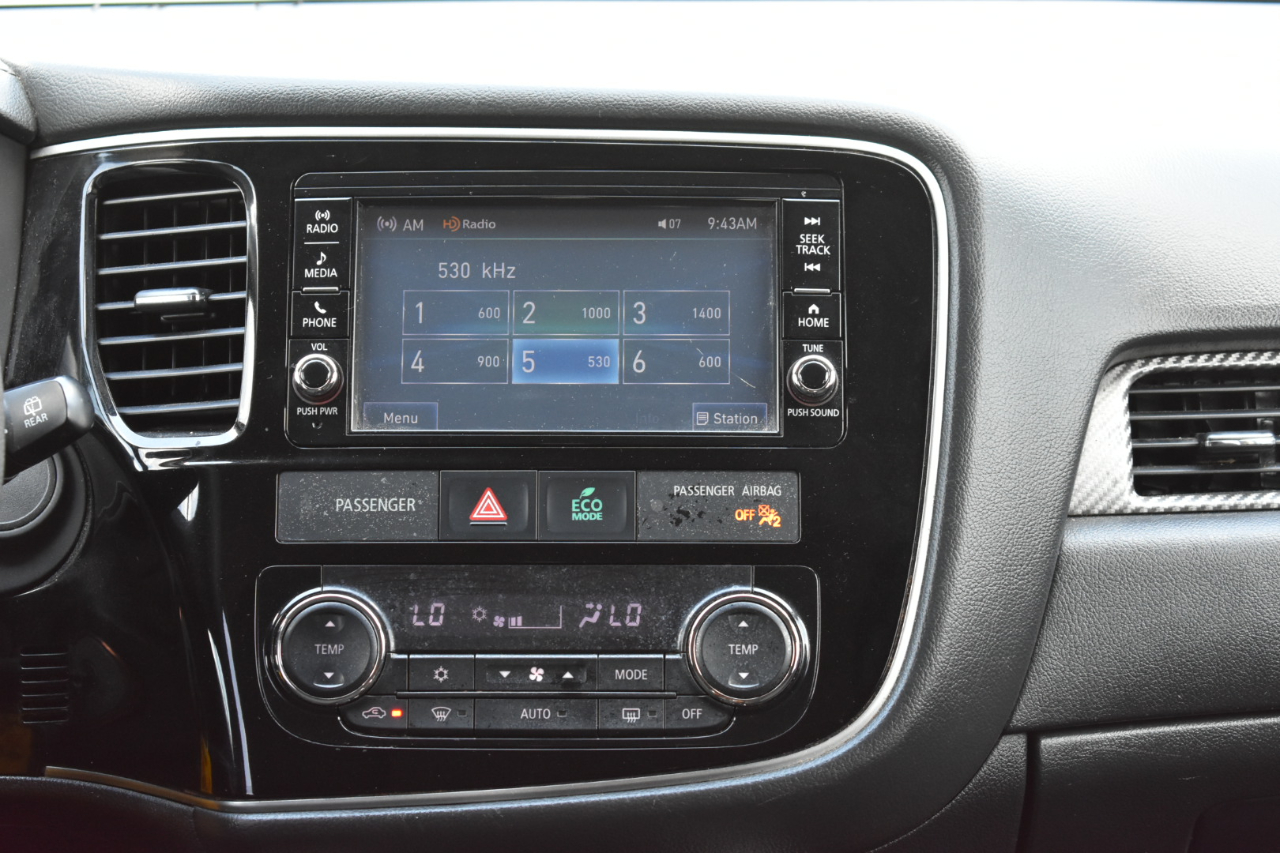 Mitsubishi Outlander ES 2WD 2018